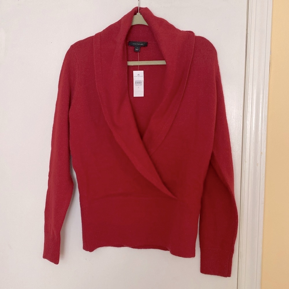 Ann Taylor Sweater NWT